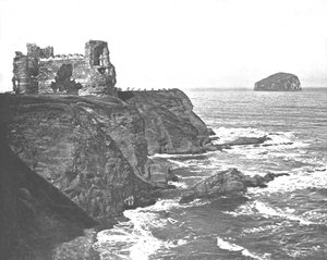 Tantallon Castle, Berwickshire by Unbekannt