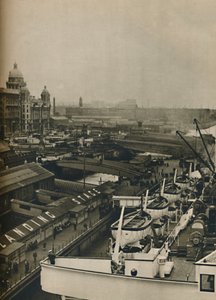 The Landing Stage at Liverpool by Unbekannt