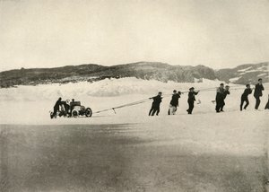 The Motor-Car in Soft Snow, after the return of the Ship, c. 1908, 1909 by Unbekannt