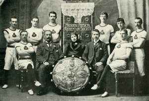 The Team of Aberdeen Gymnasts, Winners of the N.P.R.S. Challenge Shield, 1902 by Unbekannt