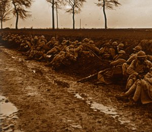 Troops by side of road by Unbekannt