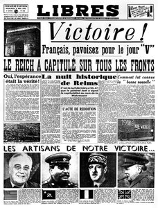 Victory!, front page of Libres newspaper, 9 May 1945 by Unbekannt