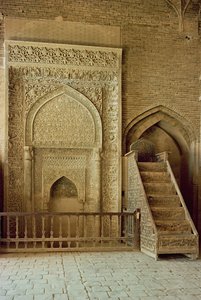 Mihrab and Minbar in the Sultan Uljaitu Room by Unbekannt