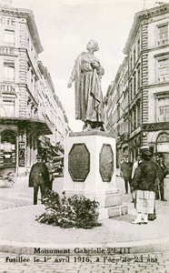 Monument in Brussels commemorating Gabrielle Petit, c.1925 by Unbekannt