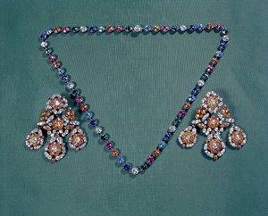 Necklace and earring set with multicoloured pastes, c.1760