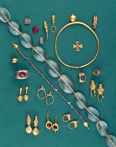Selection of Roman, Byzantine and Achaemenid jewellery, from c.1000BC to 7th century AD