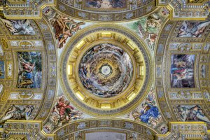 View of the transept ceiling with the pendentives and the dome, Sant