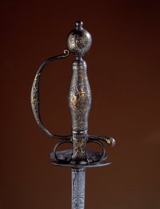 Gold and Armory Guard of the 18th century in partially gold silver. Paris, Decorative Arts