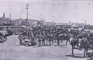 Reinforcements Disembarking at Capetown, from After Pretoria: The Guerilla War Published by Harmsworth Bros Limited by Unknown photographer