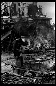 Demolition of the central market in Paris, in August 1971 (b/w photo)