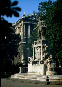 Monument in Tribute to Wolfgang Amadeus Mozart