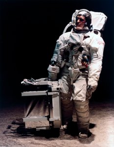 Manned Space Flight, USA, Apollo, General The Apollo Laser Ranging Retro-Reflector