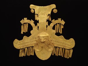 Headdress Ornament with Heads Flanked by Crested Crocodiles, Yotoco Period, c.100-700