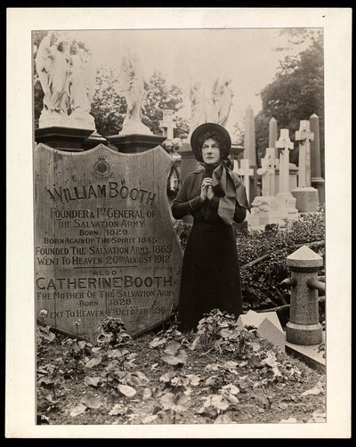 Portrait of Eva Booth at the grave of her father, General William Booth, c.1915 by Byron Company