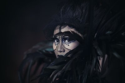 Mysterious Veiled Woman by Che Abu Bakar