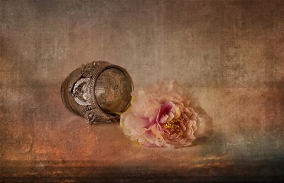 Pink Peony and Keepsake by Elena Arjona
