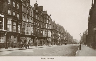 Pont Street, London by English Photographer