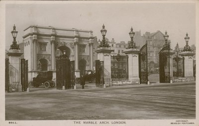 The Marble Arch, London by English Photographer