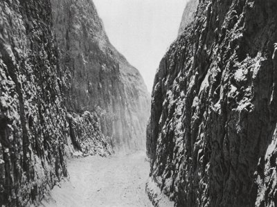Pingyangfu, Shansi, Defile in the Loess by Ernst Boerschmann