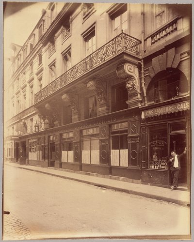 6-8 rue de Valois by Eugène Atget