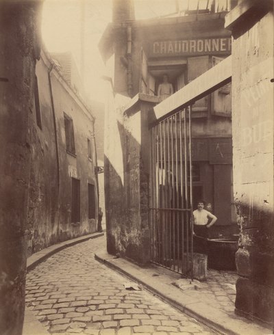 Entrance to the Passage of the Reunion, 1 and 3 Rue du Maure, 3rd Arrondissement by Eugène Atget