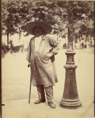Fort de la Halle (Market Porter) by Eugène Atget