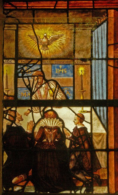 Window Charnier-6 depicting Easter Holy Communion by French School