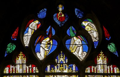 Window depicting Angel Musicians with Shawm, Harp, Organ and Lute by French School