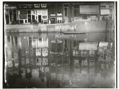 Reflection of Canal Houses in the Water at Singel 377 to 385 in Amsterdam by George Hendrik Breitner