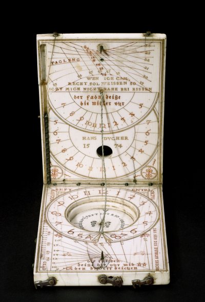Tablet compass sundial, Nuremberg, 1574 by Hans Ducher
