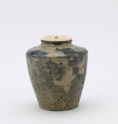 Tea caddy with faceted sides, katatsuki type, Edo period, late 18th-19th century by Japanese School