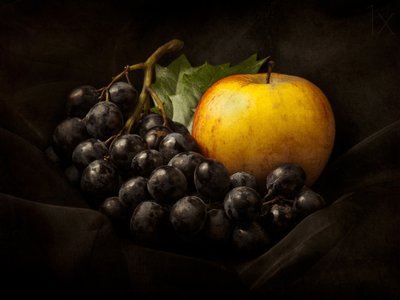 Grapes and Golden Apple by Jerome Zakka Bajjani