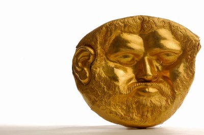 Bulgarian Gold Rush, Institute of Archaeology Museum, Giorgi Kitov, Golyamata Kosmatka, 2006 (photo) by Kenneth Garrett