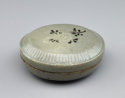 Covered Box with Inlaid Design of Chrysanthemum Spray, Mid 12th Century by Korean School