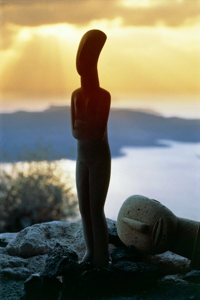 Cycladic Idol on the Coast, Cyclades Islands, Greece by Unbekannt Unbekannt