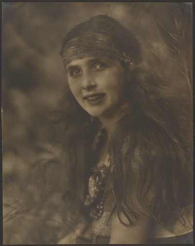 A Jungle Maid by Louis Fleckenstein