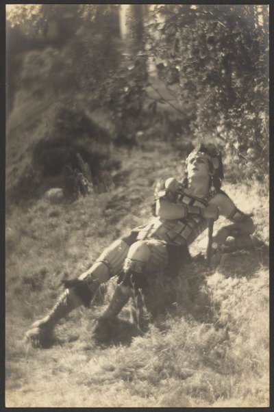 Fallen Gladiator by Louis Fleckenstein