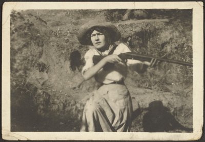 [Florence with Gun] by Louis Fleckenstein
