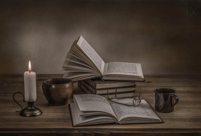 Candlelit Books by Margareth Perfoncio