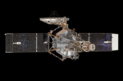 Engineering model, Mariner 2 by NASA Images