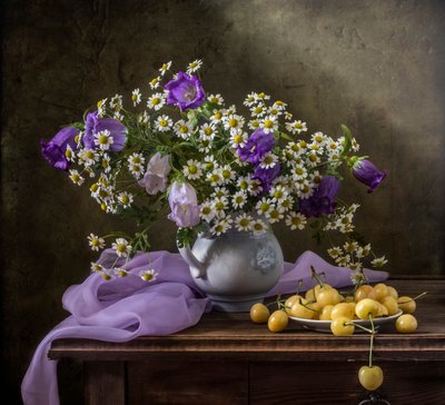 Daisies and Yellow Cherries by Olga Aleksandrovna