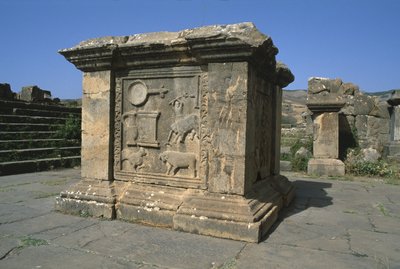 Historiated Architectural Fragment, High Imperial Period by Roman Imperial Period