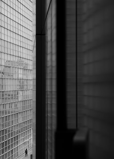Urban Solitude Architecture by Satoshi Hata