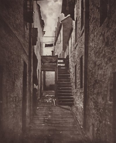 Plate 32: Close, No. 128 Saltmarket by Thomas Annan