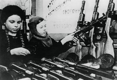 Young girls assembling machine guns in a Russian factory by Unbekannt
