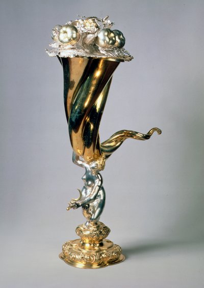 Silver gilt standing cup in the shape of a cornucopia with repousse decoration by D.T. Moye, Hamburg, early 17th century by Unbekannt Unbekannt