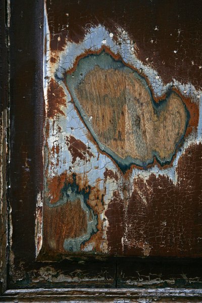 Time marks. Abstract art showing forms as a witness of passing time. Traces on wood. Photography by Michel Lunardelli by Unbekannt