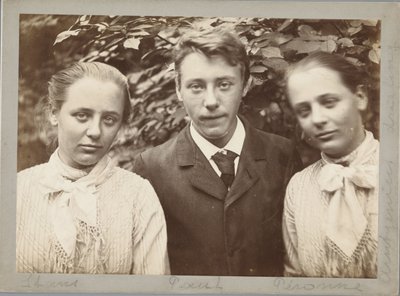 The Triplets Stans, Paul, and Peronne Arntzenius by Willem Witsen