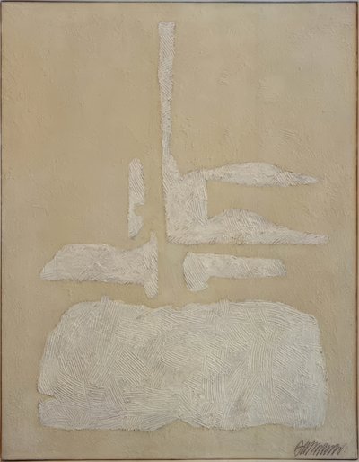 Hani-i-white with Comb Pattern by Willi Baumeister