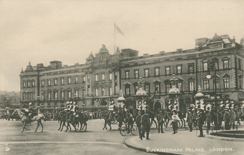 Buckingham Palace, London by English Photographer